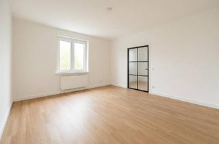 Wohnung kaufen in 13407 Berlin, Berlin - SANIERTE UND BEZUGSFREIE - 2,5 ZIMMER WOHNUNG IM HOCHPARTERRE