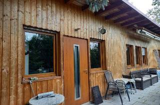 Haus kaufen in 07407 Rudolstadt, Rudolstadt - Kleines Wohnhaus mit großem Berggrundstück in ruhiger Lage