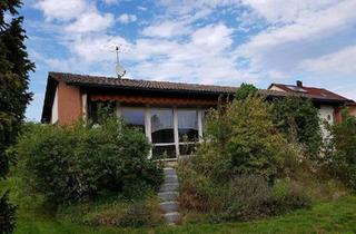 Haus kaufen in 91353 Hausen, Hausen - Bungalow mit großem Eckgrundstück zu verkaufen