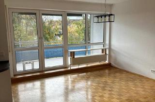 Wohnung kaufen in 97299 Zell, Zell am Main - Stilvolle 4-Zimmer-Maisonettewohnung mit Festungsblick