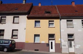 Haus kaufen in 66954 Pirmasens, Reihenmittelhaus