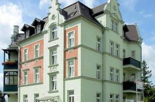 Wohnung mieten in Äußere Bautzner Straße 43, 02708 Löbau, Villa Christa * 3-Zimmer-Dachwohnung mit separater Essküche & Badewanne