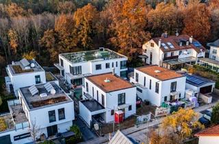 Wohnung kaufen in Zeisigweg, 81827 Trudering-Riem, Komfortable Wohnung am Forst mit Gym und Wellness im Haus