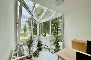 Wohnung kaufen in 85077 Manching, 3-Zimmer mit Wintergarten und Balkon – renoviert, bezugsfrei