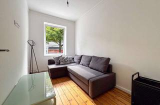 Wohnung kaufen in 22083 Barmbek-Süd, Kernsaniert! Hochwertiger Altbaucharme in herrlicher Ruhe