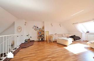 Wohnung kaufen in 95447 Altstadt, Geräumige und stilvolle Galeriewohnung in toller Lage!