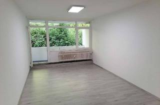 Wohnung kaufen in Uellendahler Straße 137, 42109 Wuppertal, Renditestarkes & saniertes & vermietetes Appartement