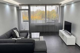 Wohnung kaufen in 41515 Grevenbroich, Gepflegte 3-Zimmer-Eigentumswohnung mit Balkon & kompletter Möblierung in Grevenbroich-Südstadt