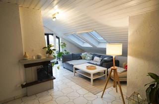 Wohnung kaufen in Lessingstr. 43, 63512 Hainburg, Schöne, geräumige 2,5-Zimmer-Dachgeschosswohnung mit Balkon und Kamin