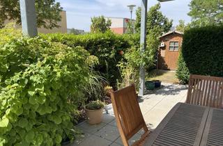 Wohnung kaufen in Elisabeth-Feller-Weg 46, 12205 Lichterfelde, Sonnige barrierefreie Wohnung mit 2 Terassen und kleinem Garten