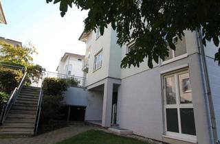 Wohnung kaufen in 01156 Cossebaude, Attraktive Kapitalanlage - gepflegte 3-Zimmer-Dachgeschosswohnung mit Loggia und Tiefgarage