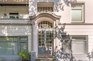 Wohnung kaufen in 22303 Winterhude, Stuck, Stil & Stadtleben – Willkommen in Winterhude