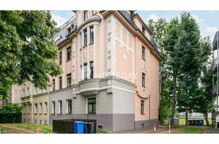 Wohnung kaufen in 08056 Zwickau, Charmante 2‑Zimmer-Dachgeschosswohnung mit Balkon in beliebter Lage von Zwickau-Pölbitz