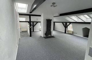 Wohnung mieten in Planckstr. 10, 37073 Göttingen, Große 2 Zi. DG Wohnung Innenstadtnähe 80 qm Besichtigung ab 15.11..2025 möglich!!!