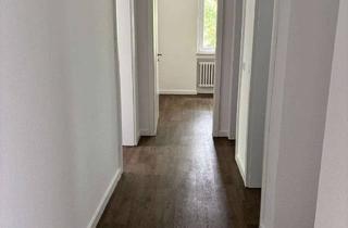 Wohnung mieten in Heinrich-Hertz-Straße, 54550 Daun, ANFRAGESTOPP!!! Sanierte 4-Zimmerwohnung in 54550 Daun, Heinrich-Hertz-Str. 2, 1 OG Links