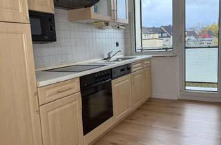 Wohnung mieten in Flockenfeld 11, 46049 Alstaden-West, Renovierte 2,5-Zimmer-Wohnung mit Balkon in Alstaden-West