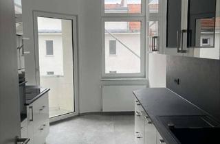 Wohnung mieten in Kaiserdamm, 14057 Charlottenburg, Erstbezug nach Sanierung- Hinterhaus- 3-Zimmerwohnung mit 2 Balkonen am Kaiserdamm