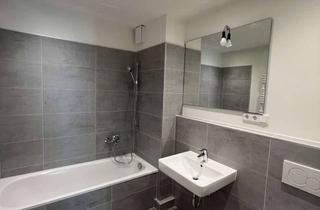 Wohnung mieten in Krohstraße, 50968 Bayenthal, Geräumige 4 Zimmer Wohnung mit Einbauküche und 2 Badezimmern!