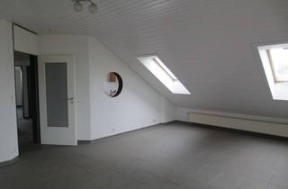 Wohnung mieten in 59302 Oelde, frisch renovierte 2-Zimmer Dachgeschosswohnung