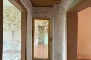 Wohnung mieten in Hauptstraße 22, 03103 Neupetershain, Charmante 3-Raum-Wohnung mit viel Potenzial und kreativen Gestaltungsmöglichkeiten mit Garten