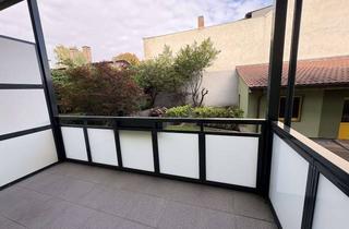 Wohnung mieten in Friedrich-Engels-Straße 17, 16225 Eberswalde, ***Gemütliche 1-Raum Wohnung mit Balkon***