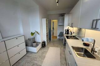 Wohnung mieten in Freiligrathstraße 38, 60385 Bornheim, Sanierte Altbauwohnung mit Balkon in ruhiger Seitenstraße