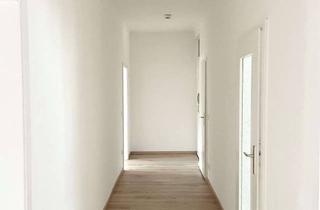 Wohnung mieten in Goethestraße 39, 06749 Bitterfeld-Wolfen, Geräumige 4 Raum-Wohnung