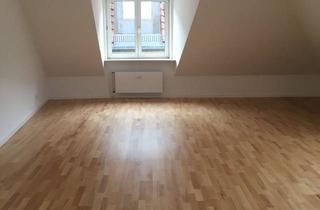 Wohnung mieten in Tal 39, 80331 Altstadt-Lehel, **TOP LAGE**4-Zimmer DG-Wohnung in der Münchner Altstadt**Wohnküche mit EBK**2 Bäder**