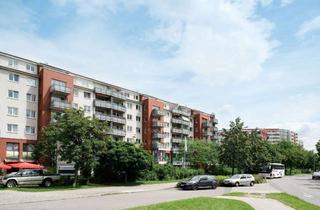 Wohnung mieten in 12685 Marzahn, 2-Zimmerwohnung mit Balkon in Marzahn - ab sofort!
