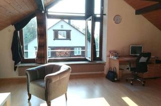 Wohnung mieten in 78713 Schramberg, 2 Zimmer-Dach-Atelier-Wohnung, möbliert, offene EBK, ruhige Wohnlage