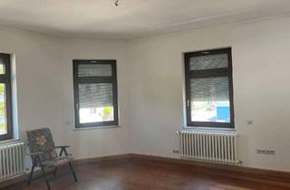 Wohnung mieten in 72070 Tübingen, Stilvolle, sehr helle 4-Zimmer Wohnung mit hohen Räumen sowie Süd-Balkon in Tübingen