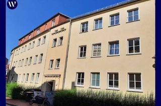 Wohnung mieten in Wollenweberstraße, 18055 Stadtmitte, Renovierte 2 Zimmer in beliebter Lage, kompakter Schnitt, separate Küche, Tageslichtbad mit Dusche