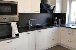 Wohnung mieten in Kirchhellener Straße 109a, 46145 Alsfeld, Großzügige 4-Zimmer-Wohnung mit Balkon in Oberhausen-Alsfeld