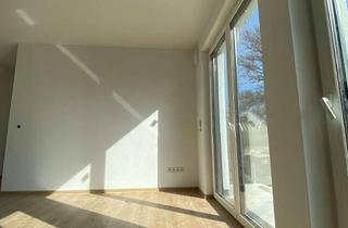 Wohnung mieten in Straße Der Einheit 39, 16515 Oranienburg, Moderne 4-Zi.-Maisonettewohnung mit Terrasse. 2 Bäder und hochwertiger Ausstattung!