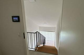 Wohnung mieten in 75223 Niefern-Öschelbronn, Erstbezug!!renovierte Dachgeschosswohnung in Top-Lage von Niefern