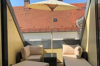 Wohnung mieten in 80331 Altstadt-Lehel, Traumhafte, helle Dachgeschosswohnung mit hohen Decken und Balkon