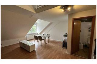 Wohnung mieten in Oberzwehrener Straße 66, 34132 Oberzwehren, Frisch renovierte 1,5-Zimmer Maisonette-Wohnung in Kassel-Oberzwehren mit Stellplatz und Küche