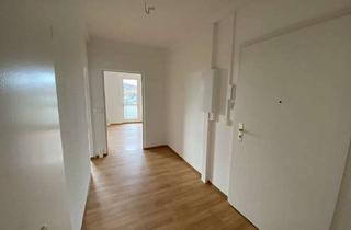 Wohnung mieten in Am Himmelreich 62, 98527 Suhl, Jung, frisch, einladend – ideal für den Neustart!