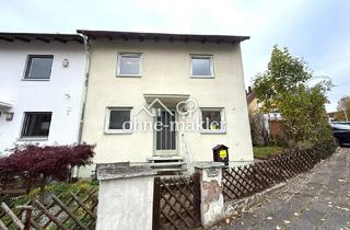 Haus kaufen in 90513 Zirndorf, Großes Reihenendhaus mit Garten und Garage * in Zirndorf