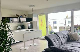 Wohnung mieten in 77654 Offenburg, Helle 2-Zimmer-Wohnung mit großem Balkon und Tiefgaragenstellplatz in Offenburg (Südoststadt)