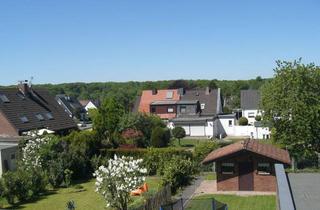 Wohnung mieten in Elsässer Weg 26a, 45481 Saarn, Vollständig renovierte 2-Zimmer-Dachgeschosswohnung mit Balkon in Mülheim an der Ruhr