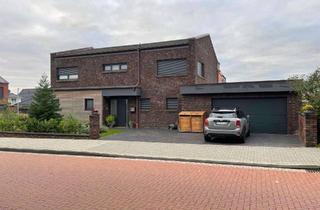 Einfamilienhaus kaufen in 21680 Stade, Geräumiges, günstiges und neuwertiges 6-Zimmer-Einfamilienhaus Stade PROVISIONSFREI