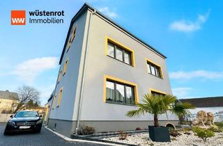 Haus kaufen in 09356 St. Egidien, Große Familie? Passende Immobilie - Saniertes Mehrgenerationenhaus mit Einliegerwohnung & Garagen