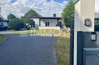 Haus kaufen in 51429 Bergisch Gladbach, Vogelgezwitscher statt Straßenlärm – hier trifft Natur auf Qualität.