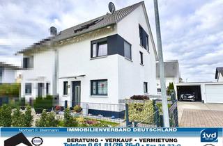 Doppelhaushälfte kaufen in 63526 Erlensee, Neuwertige Doppelhaushälfte mit Stil, Komfort und schönem Garten in Erlensee-Langendiebach