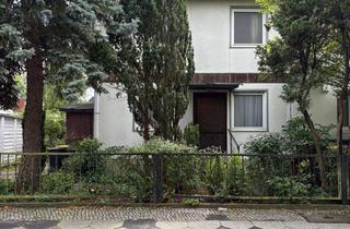 Doppelhaushälfte kaufen in 12349 Buckow, Doppelhaushälfte für Macher! Sanierungsbedürftiges Familien-Zuhause