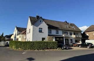 Haus kaufen in Weberstraße 30, 53332 Bornheim, Ruhiges Eigenheim mit Ausbaupotenzial! Kleiner Garten und extra große Garage!