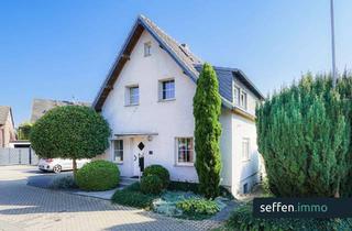 Haus kaufen in 50171 Kerpen, Großes & freistehendes EFH mit Doppelgarage bietet hohen Wohnkomfort und viele Nutzungsmöglichkeiten