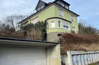 Haus kaufen in 58840 Plettenberg, Zweifamilienhaus mit Doppelgarage