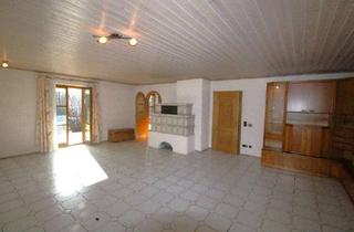 Einfamilienhaus kaufen in 86866 Mickhausen, Einfamilienhaus mit großem Grundstück -Haus sucht Handwerker-